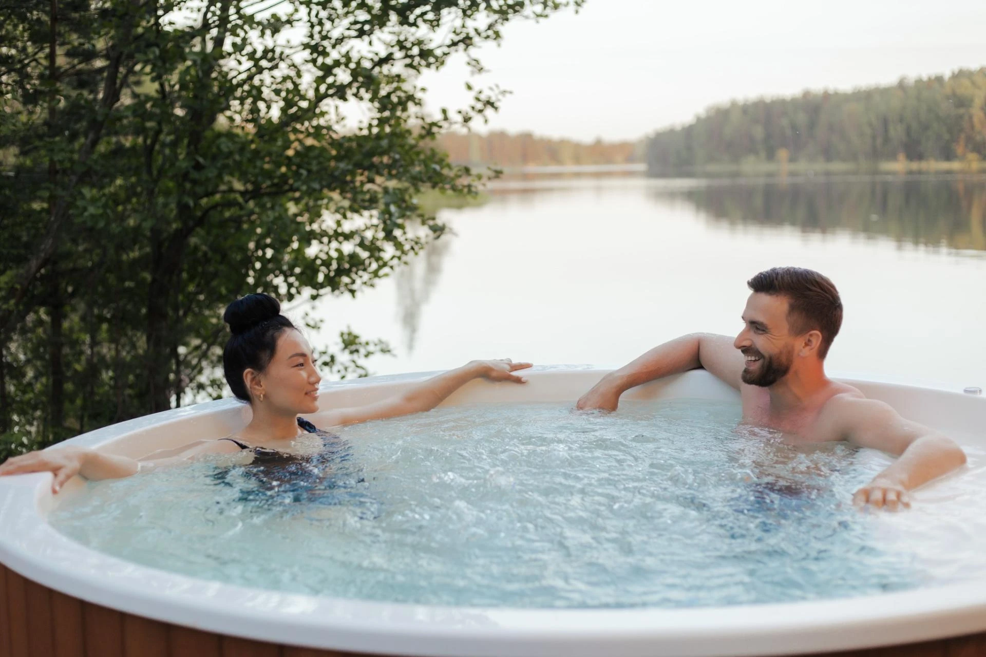Top 10 Benefits of Hydrotherapy in Hot Tubs