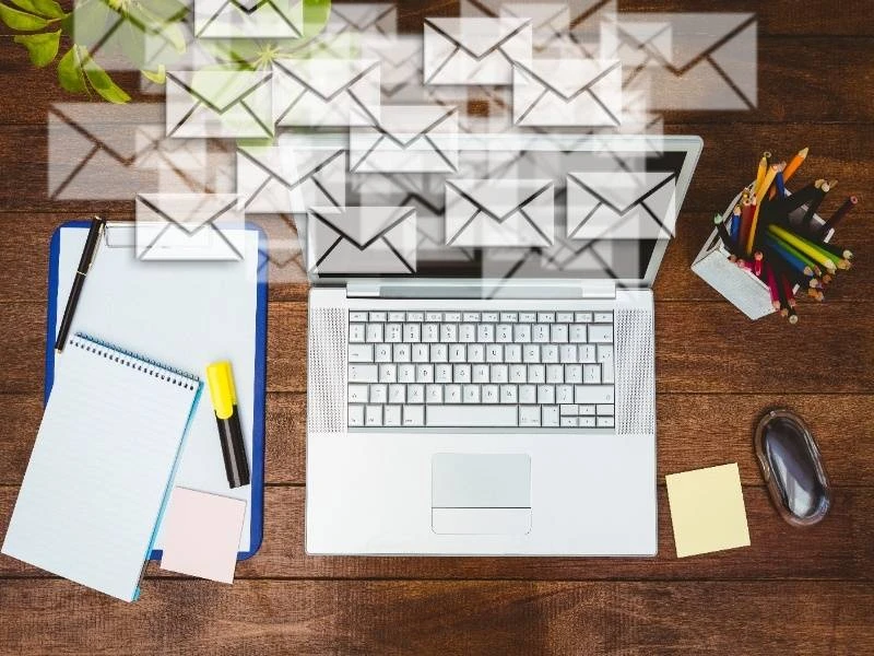 What Are the Biggest Direct Mail Marketing Trends Businesses Should Watch in 2026?