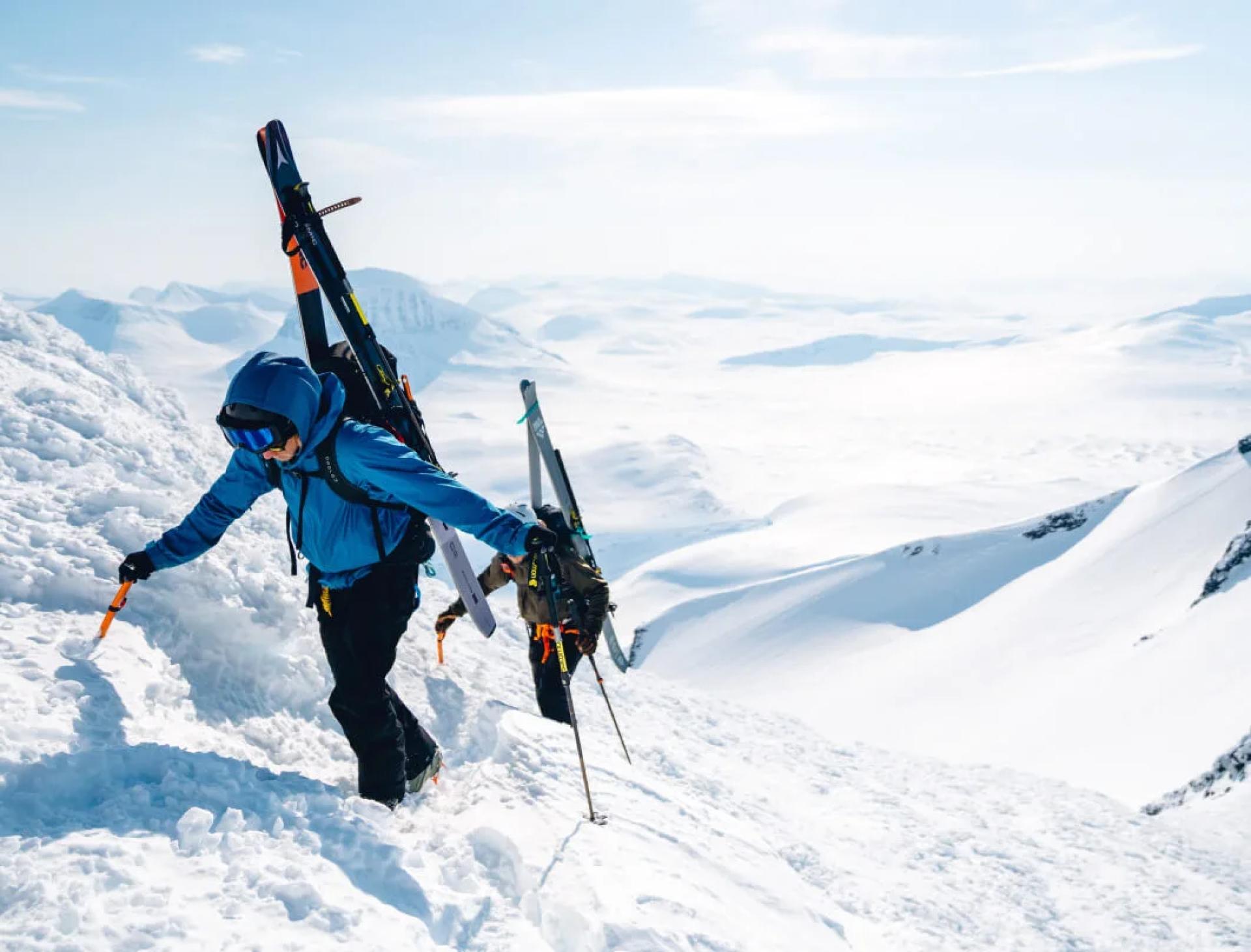 Paragliding with NKM Travels – Fly Beyond Fear, Float Above India’s Most Scenic Landscapes