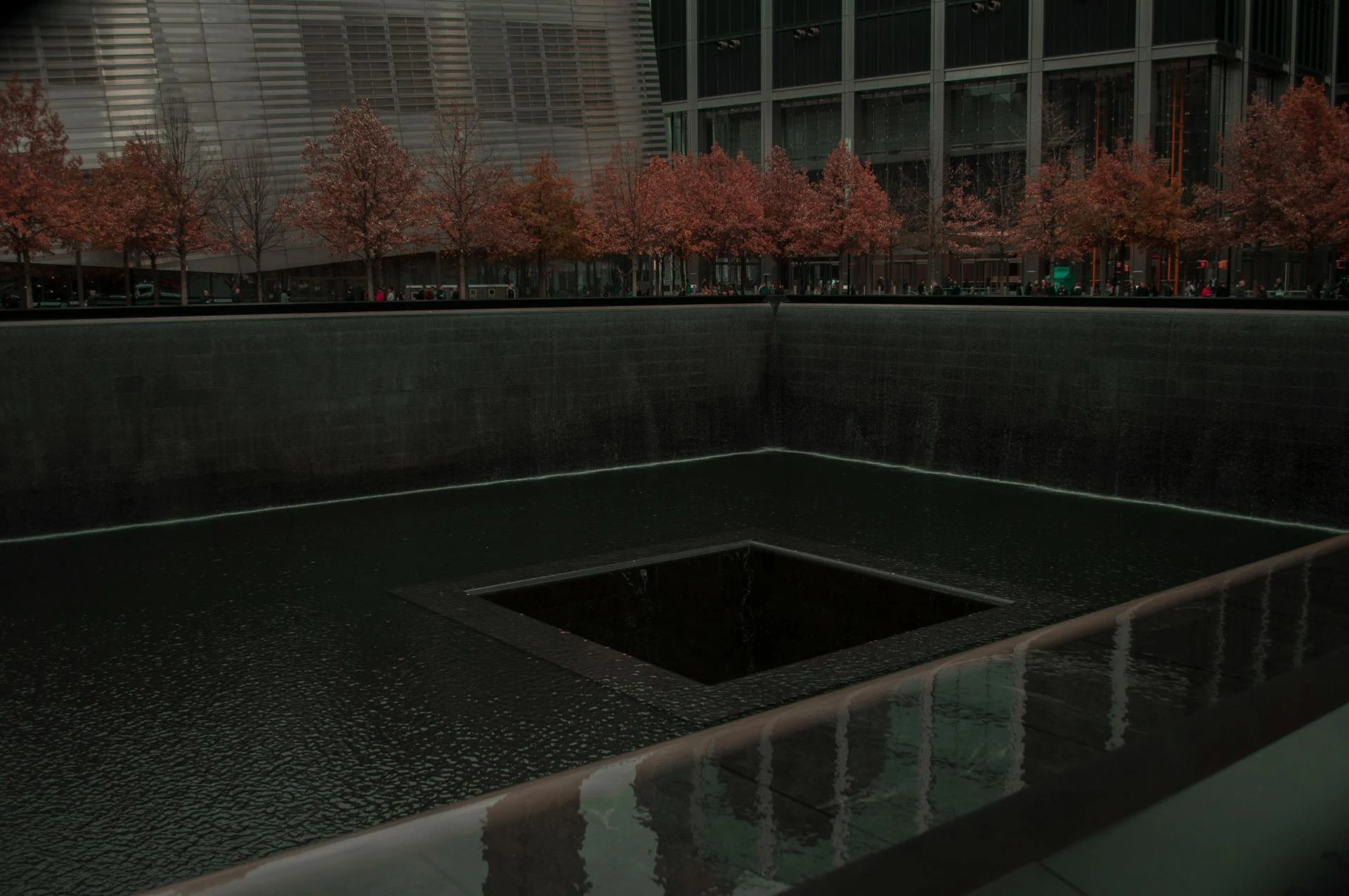 What is a precast concrete plunge pool and how does it work?
