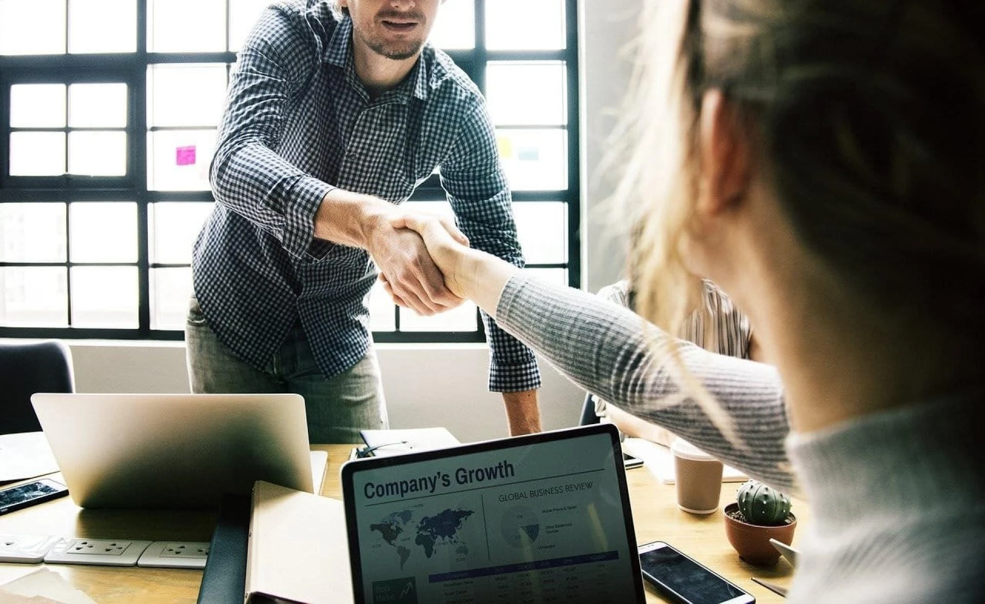 How Management Consulting Firms in Canada Influence M&A Outcomes