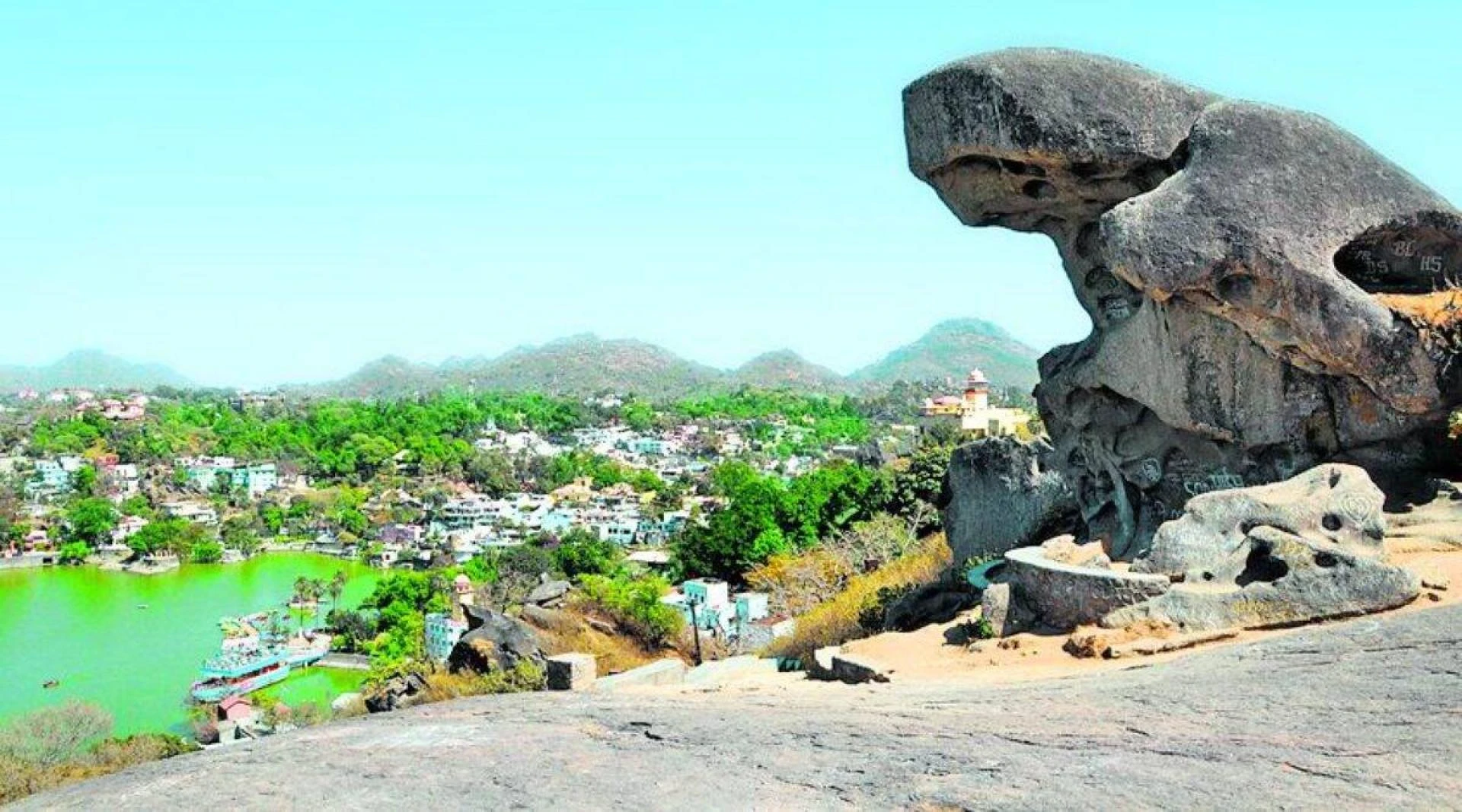 Explore More for Less: Budget Mount Abu Sightseeing Tips