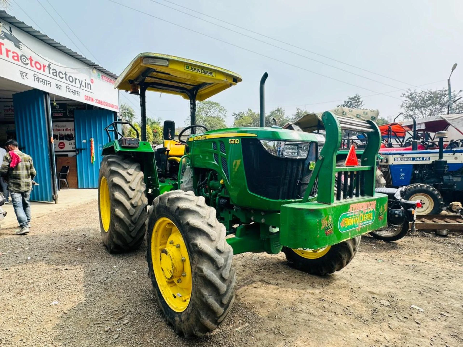 Steel, Soil, and Long Days: A Real Look at Tractors That Actually Work