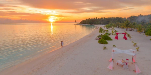 Honeymoon Destinations in the World – Romantic Travel Guide