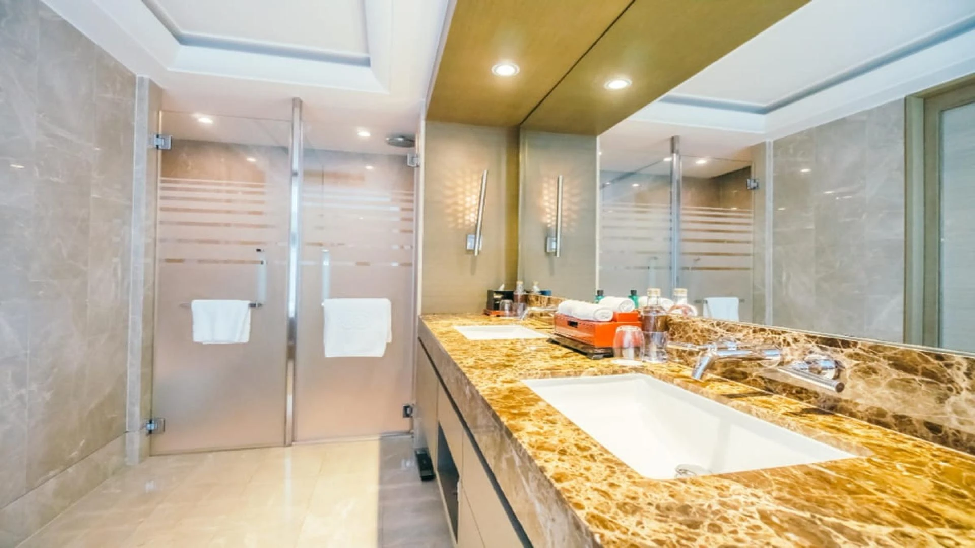 Transform Your Villa with Steam Bath and Sauna in Dubai