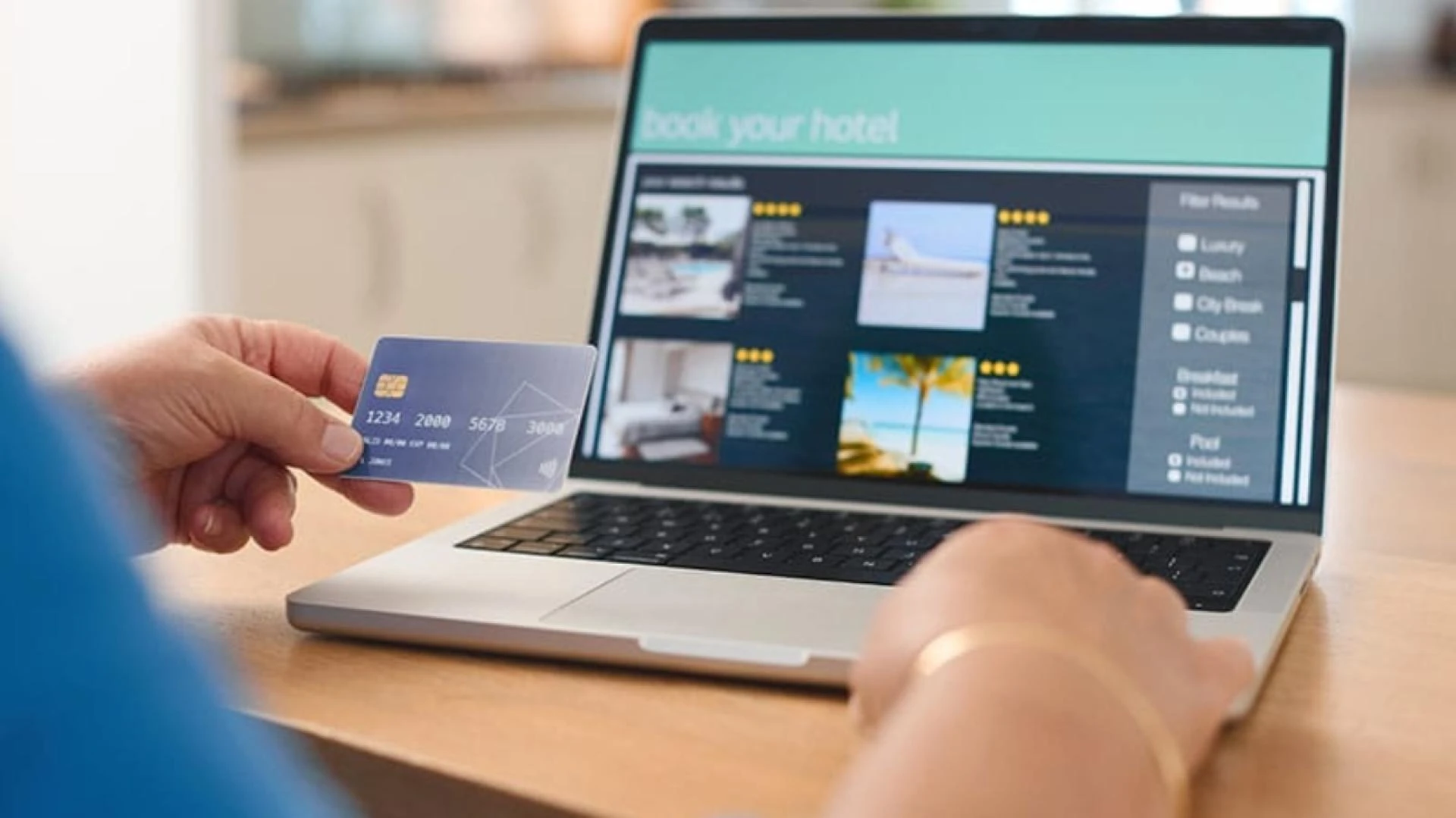 How Online Booking Systems Are Transforming Today’s Travel Agencies