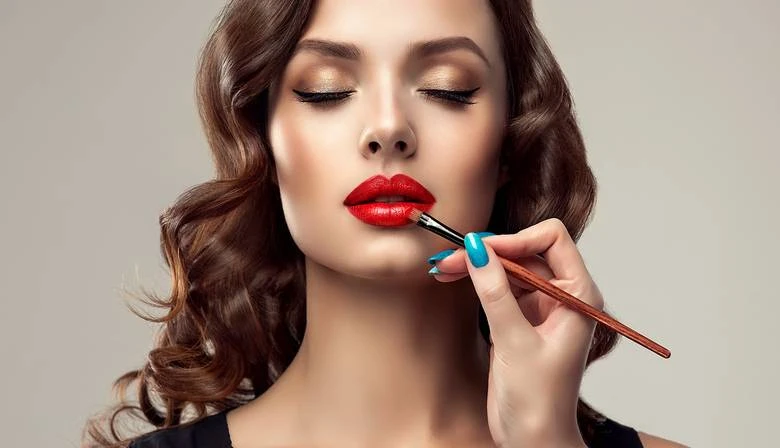 How to Start a Career in the Beauty Industry in India