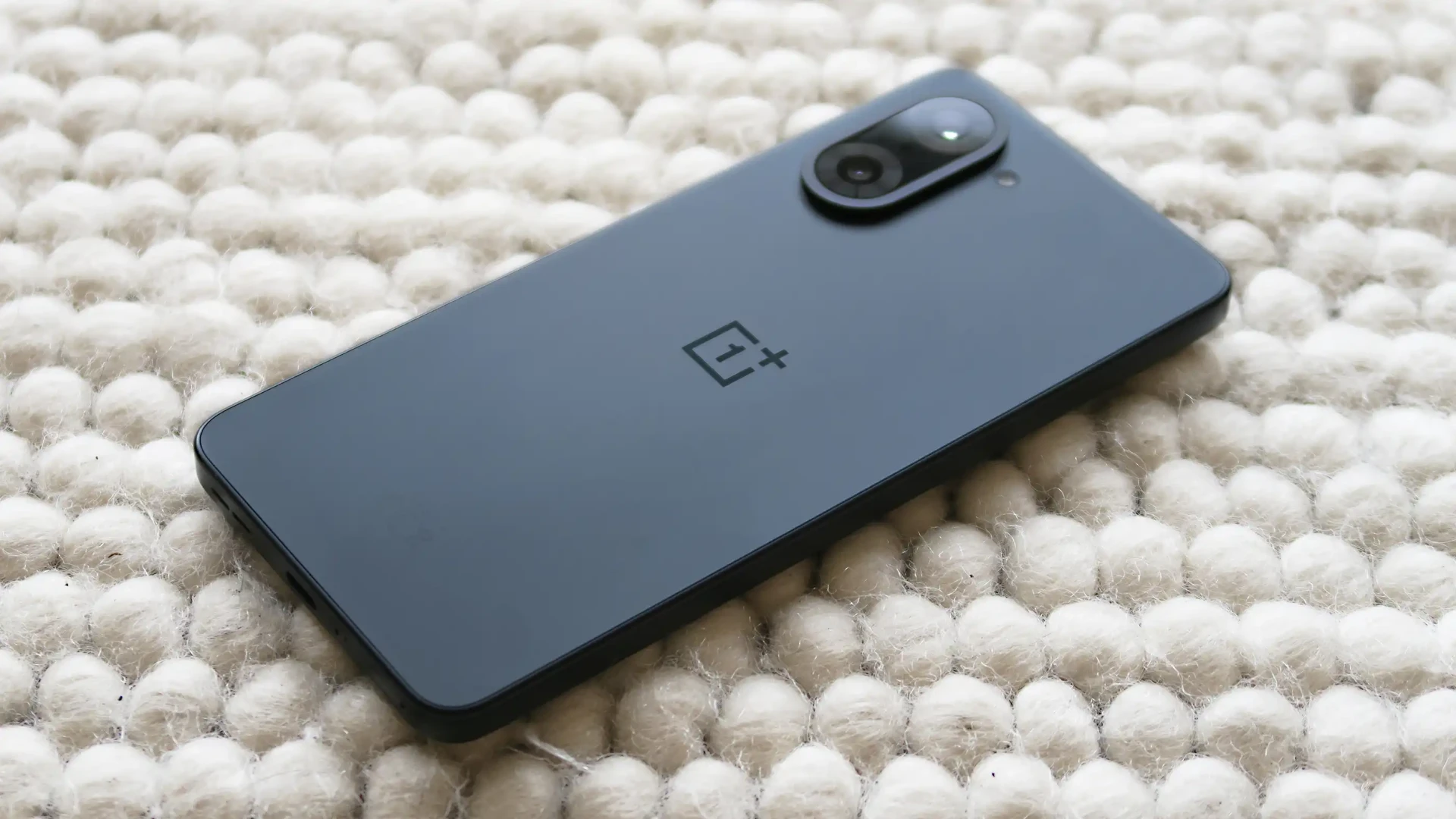 Buying a Refurbished OnePlus 9 Pro 5G: What You Need to Know
