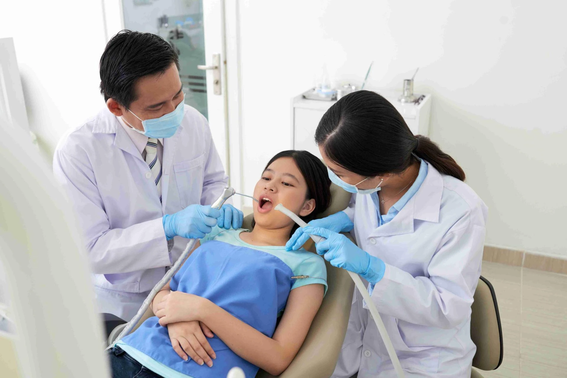 Same-Day Smile Transformation: What to Expect