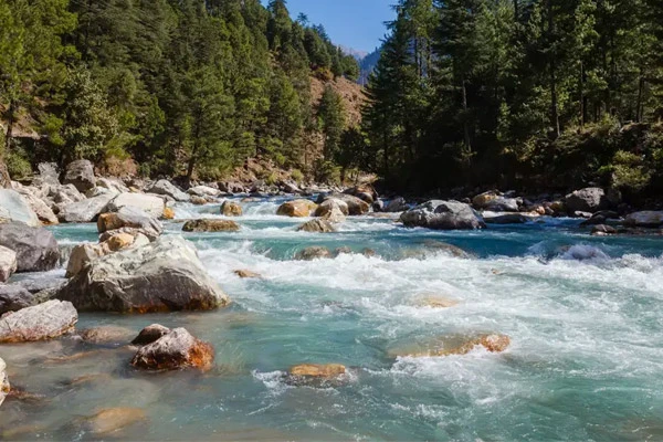 Kasol Himachal Pradesh Tour Guide – Best Places to Visit and Travel Tips