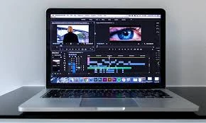 Why Video Editing & Motion Graphics is a High-Demand Skill