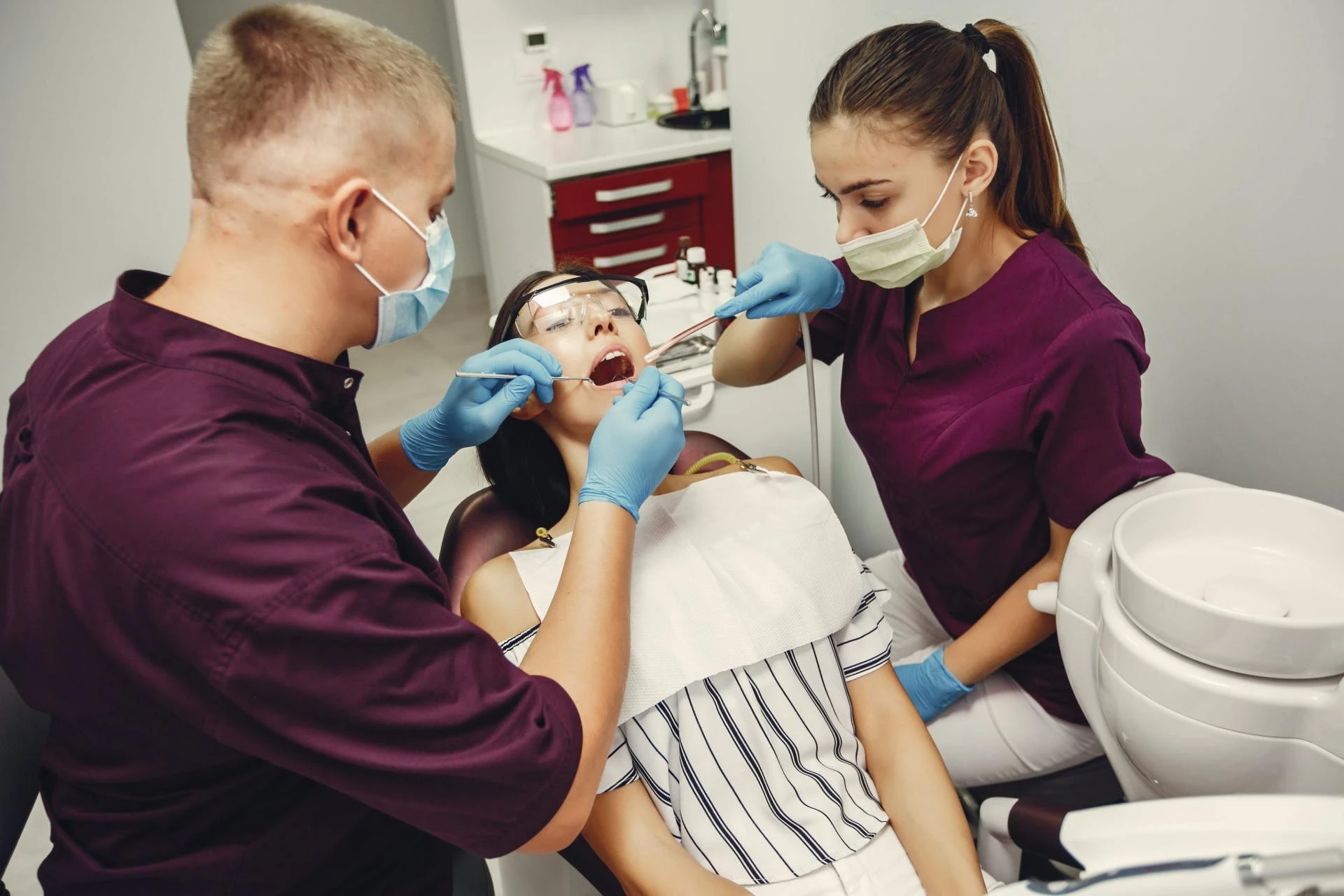 General Dentistry Services: Bad Breath That Won’t Go Away? Here’s What Could Be Behind It  