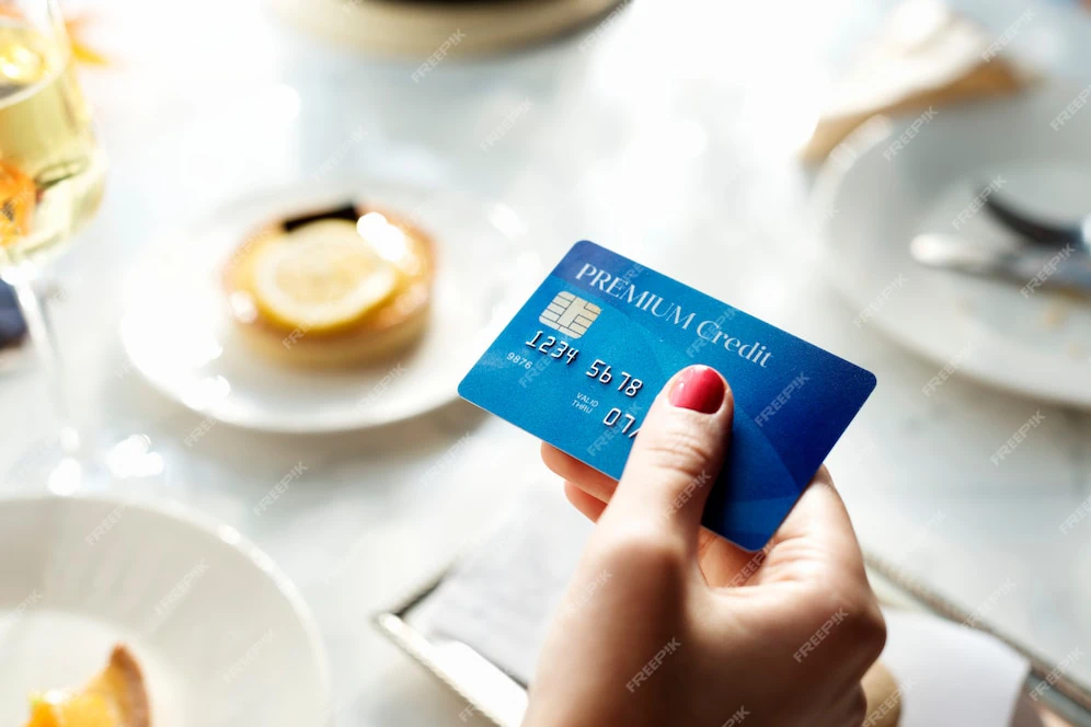 A Smarter Way to Spend: Why Choosing the Right Card Matters