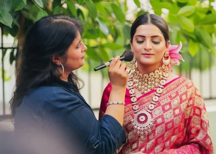 How Makeup Artists Make Your Wedding Day Stress-Free