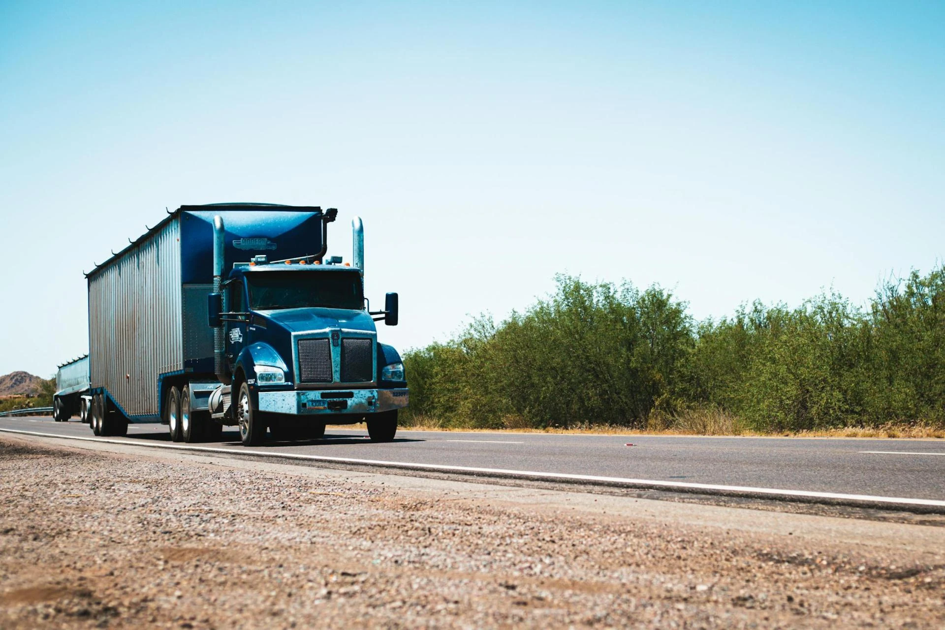 What Makes Fresno an Important Location for Semi Truck Buyers