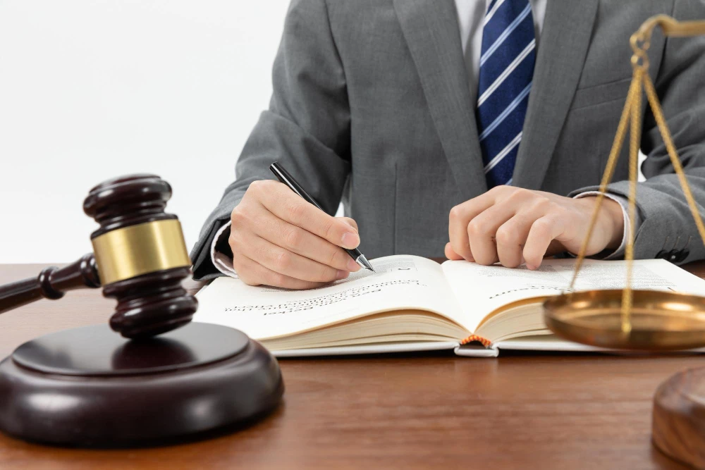 How to Choose the Best BBA LLB College in Hyderabad