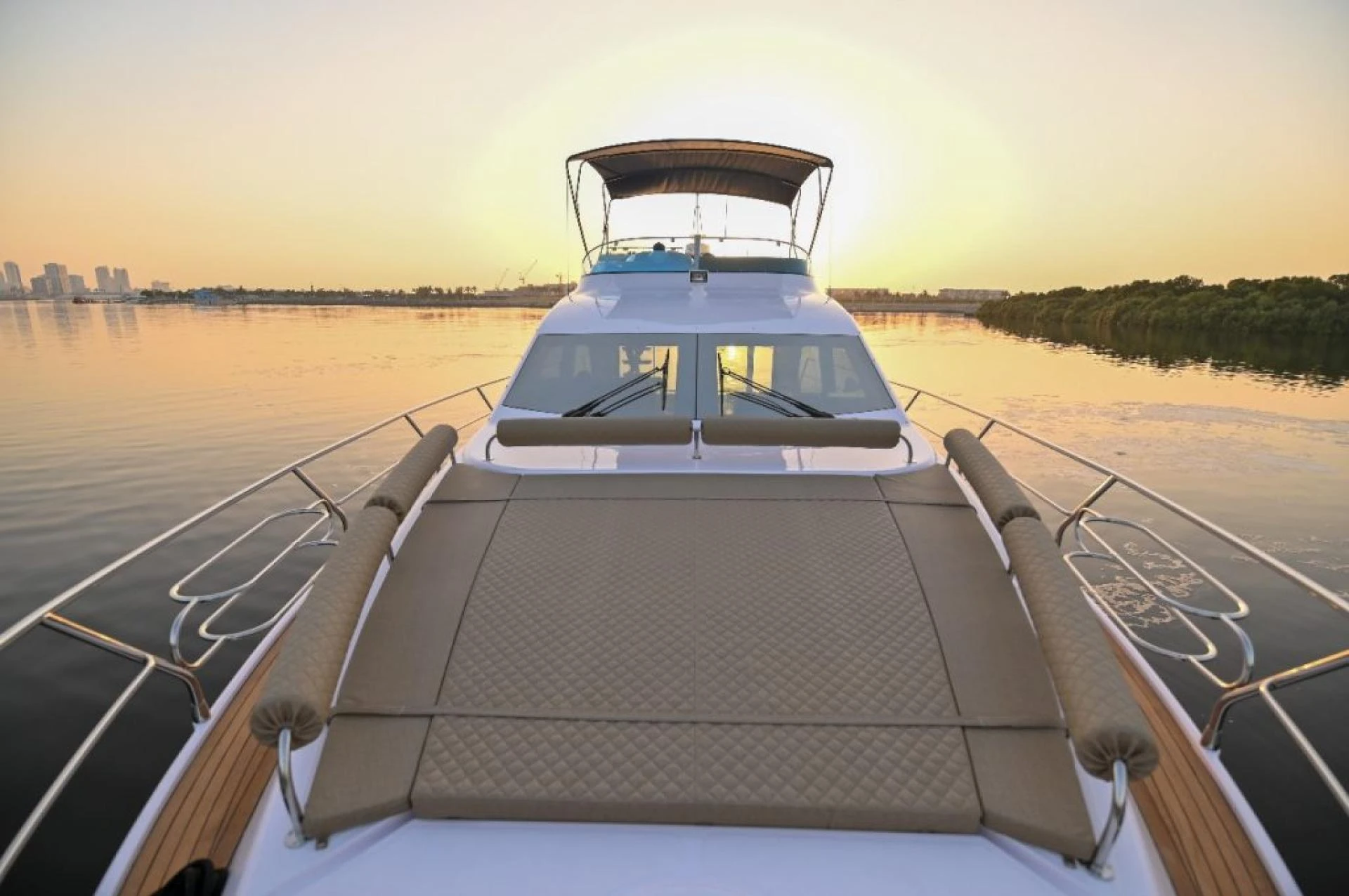 Glamour Yacht